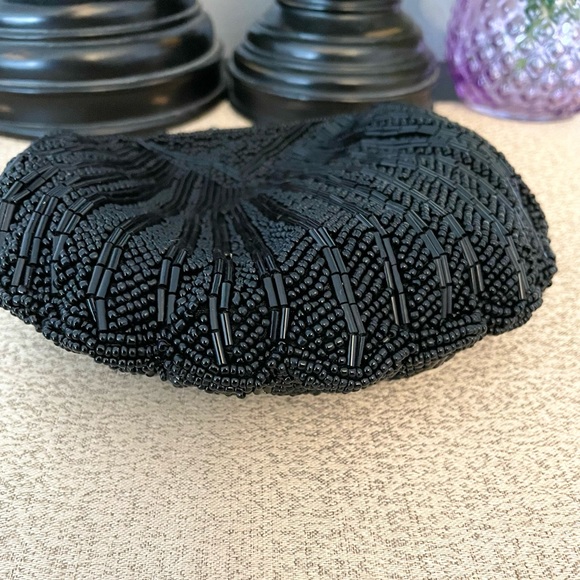 Sequin Beaded Convertible Crossbody Evening Clutch Purse - Picture 11 of 12